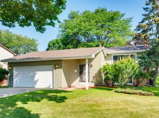 512 Hall Ln, Minneapolis, MN 55411