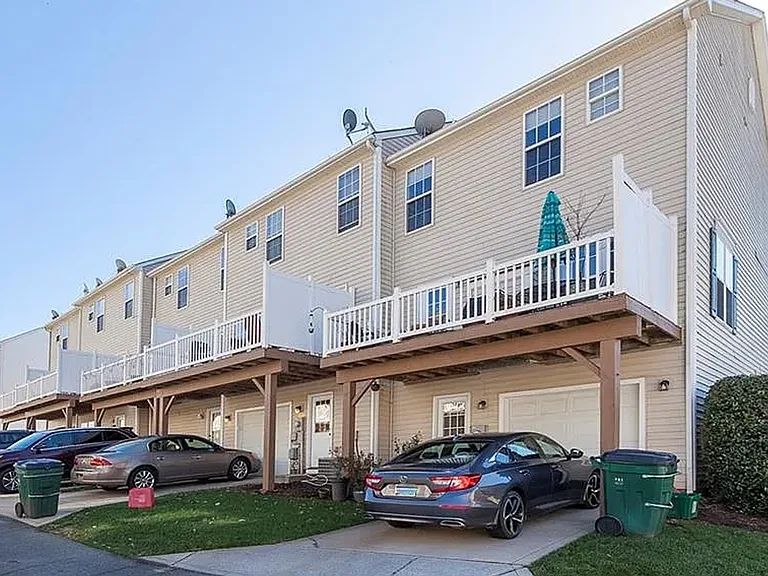 15641 Castle Watch Ave — Photo 2