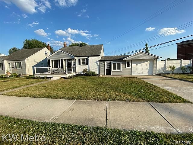 1st image of 3715 Hunter Ave