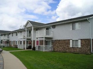 Parkwater Apartments, Franklin, WI 53132