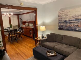 2144 W Grace St APT 2B, Chicago, IL 60618