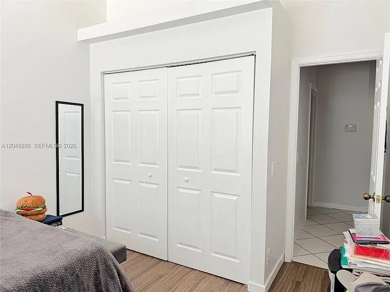 1074 Bluewood Ter — Photo 25