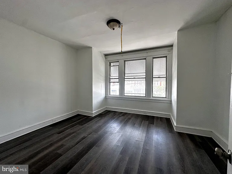 6226 Spruce St #2 — Photo 8