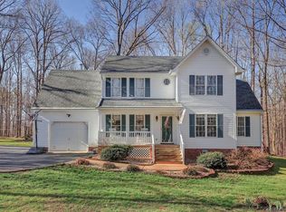 2005 Eastwood Ridge Dr, Moseley, VA 23120