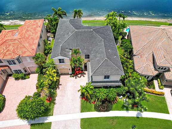 4th image of 1236 Bay View Way