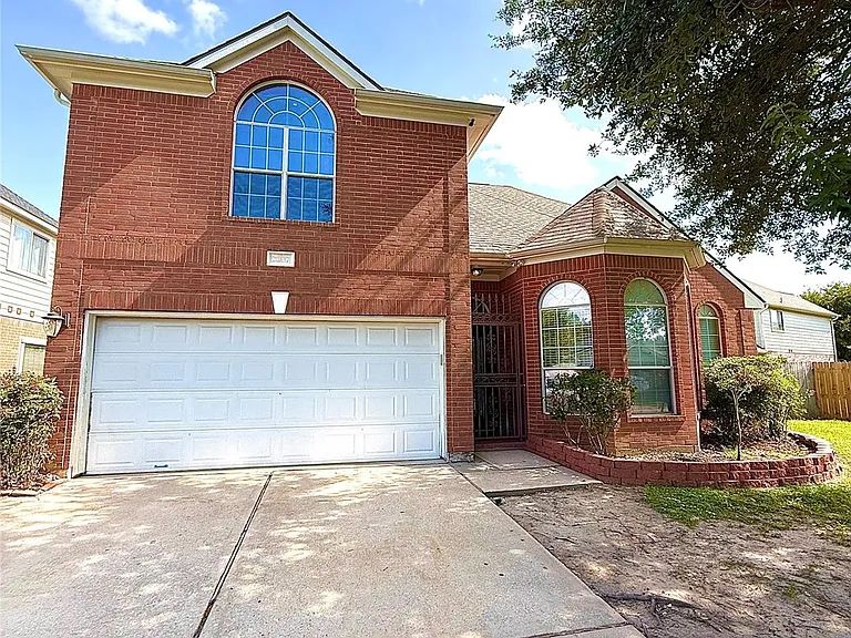 2207 Donrel Way — Photo 1