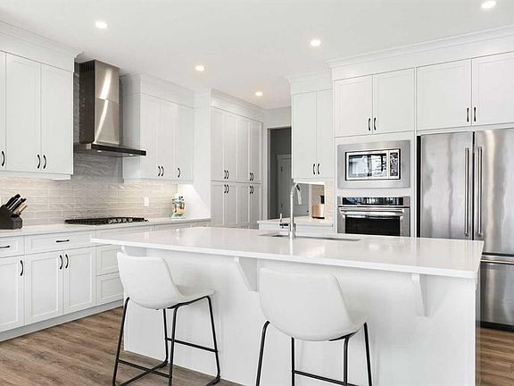 4th image of 264 S Riviera Way