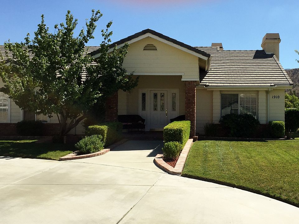 1st image of 1910 El Dorado Dr