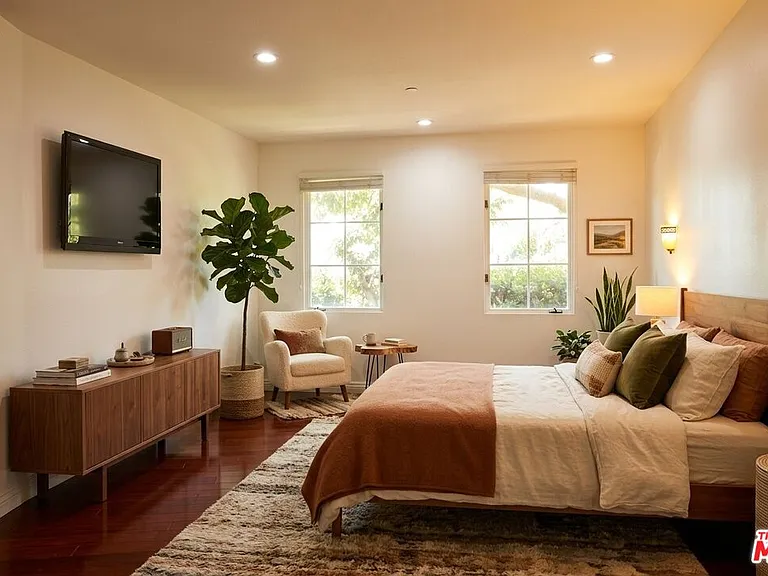 235 S Gale Dr #101 — Photo 10