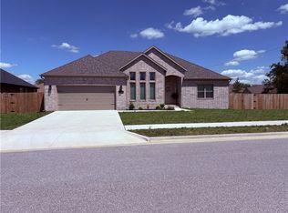 2704 N Bailey St, Siloam Springs, AR 72761