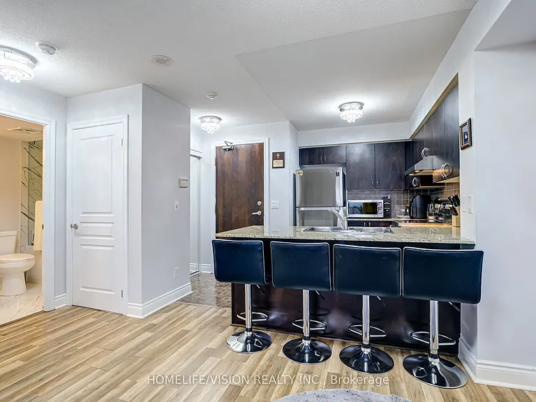 7 N Park Rd #1802 — Photo 8