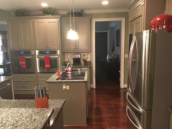 4th image of 5007 Stoney Brooke Dr
