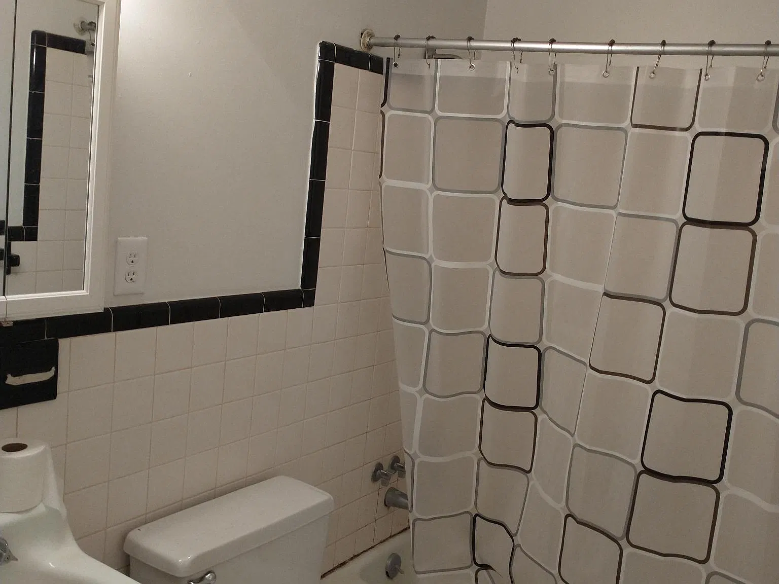 2 bed, 650 sqft, $950 — Photo 4