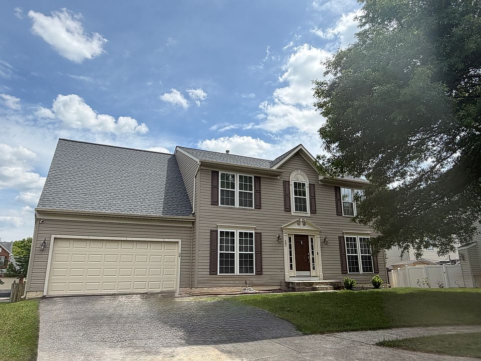 1st image of 207 Velvet Turf Ct