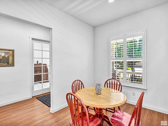 4th image of 930 Bay Hill Way