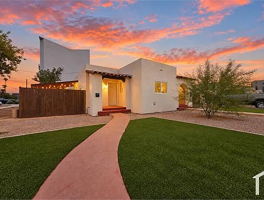 2 bed, 700 sqft, $1,550 — Photo 1