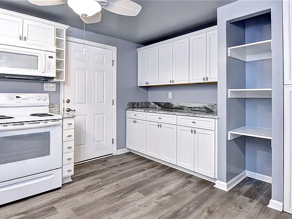 5th image of 111 Quail Rd