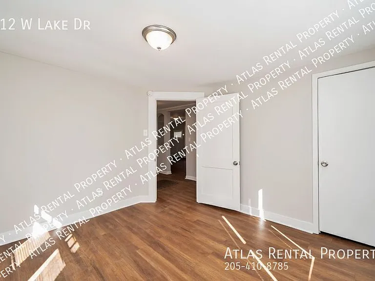 512 W Lake Dr — Photo 12
