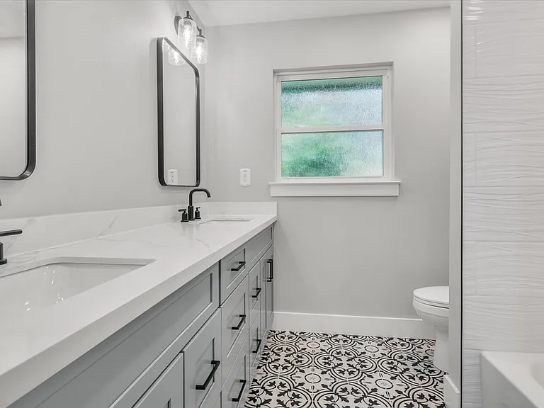 4615 Barton Ln — Photo 22