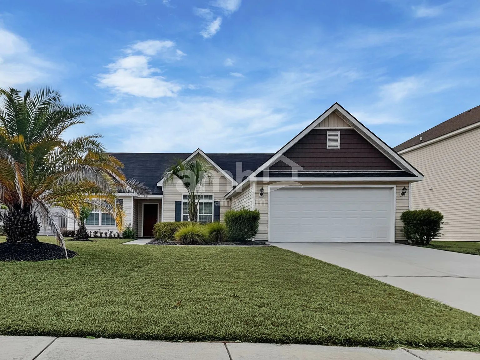 3 bed, 2.0 bath, 1689 sqft, $2,325 — Photo 1