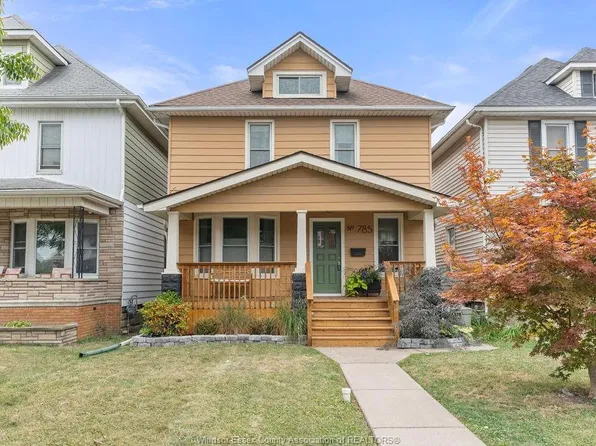 785 Moy Ave, Windsor, ON N9A 2N5