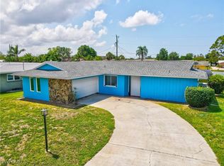 240 SE 46th Ter, Cape Coral, FL 33904