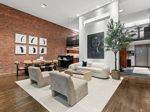 200 Mercer St APT 1I, Manhattan, NY 10012