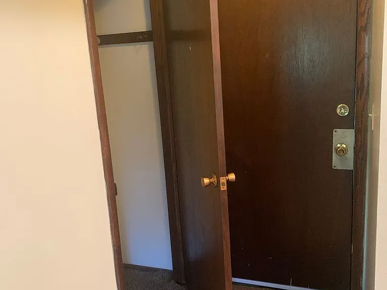 29 Alexander Ave — Photo 9