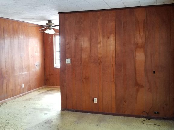 2nd image of E36 12th Ave