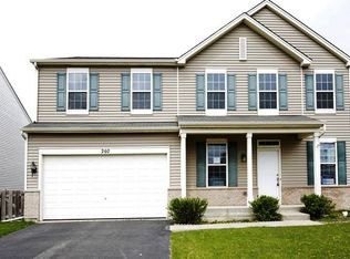 207 E Lark Ave, Cortland, IL