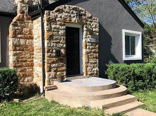5806 W 55th St, Mission, KS 66202