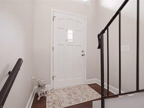 4th image of 136 Stratford Rd