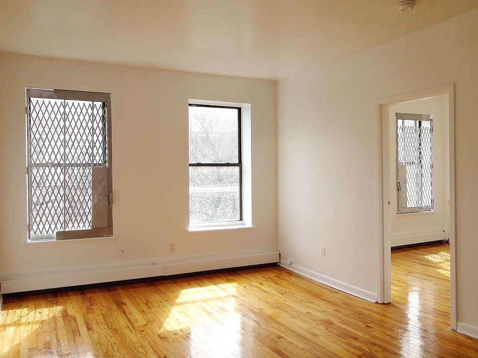 1st image of 2166 2nd Ave APT 4B