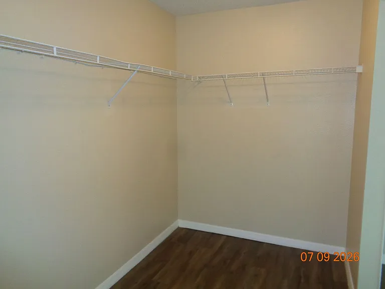 1409 Bent Oaks Blvd — Photo 22