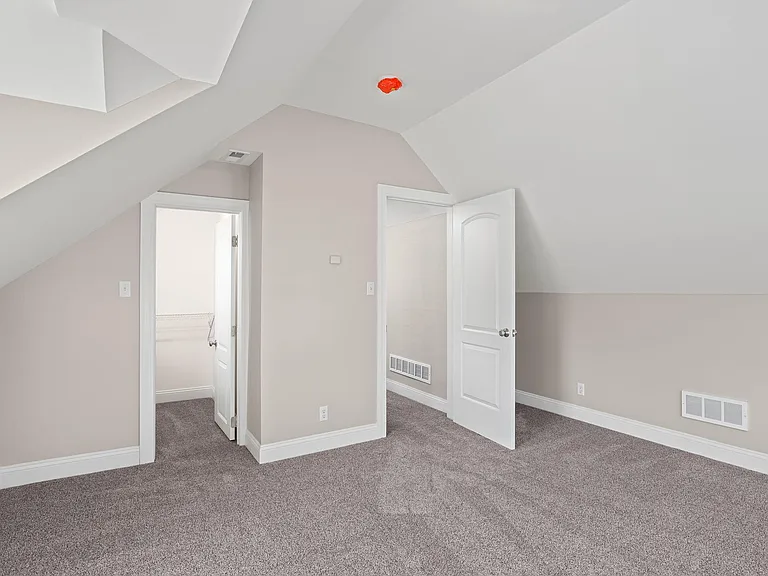 2904 Greentop Ct — Photo 25