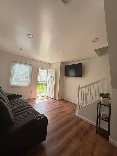 4500 Hunt Pl NE #2 Photo 1