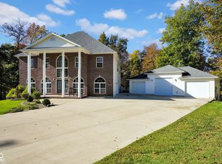 295 Persimmon Dr, North Vernon, IN