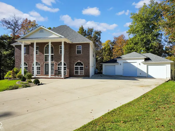 295 Persimmon Dr, North Vernon, IN 47265