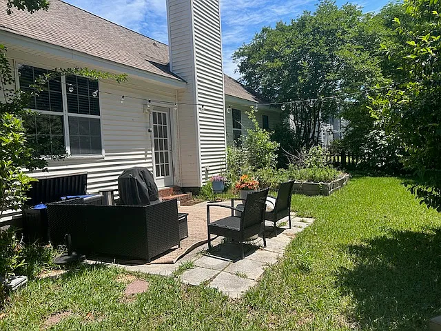 135 Revolution Dr — Photo 16