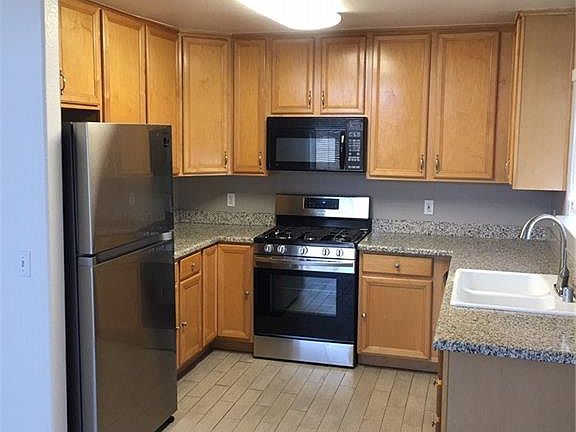 5th image of 1208 Briarstone Dr