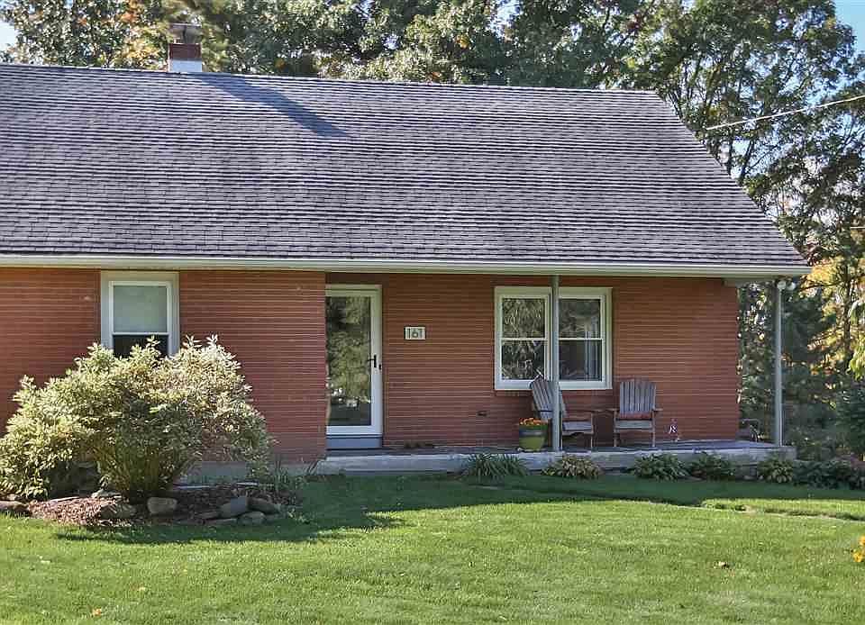 1st image of 161 Sherman Ave