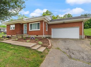 2515 Crestview Ave NE, Lanesville, IN 47136