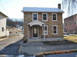 32 S 3rd St, Newport, PA 17074