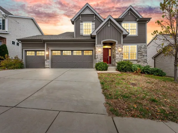 5929 Hawkins Ridge Ct, Saint Louis, MO 63129