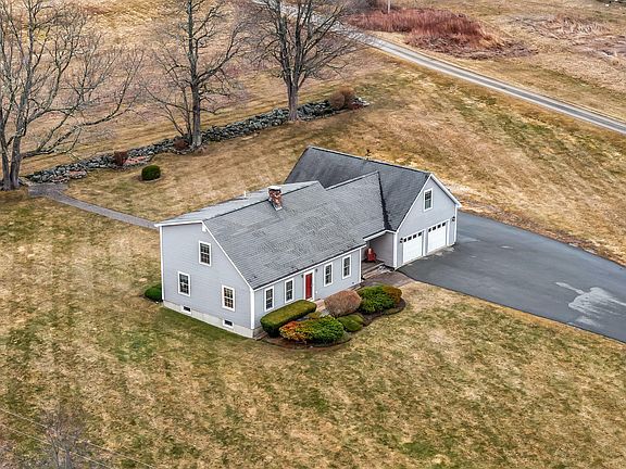 3rd image of 855 Lebanon Road