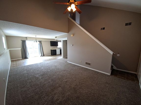 3rd image of 417 Lee Dr