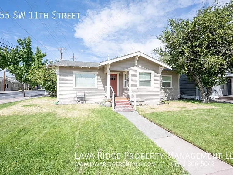 655 SW 11th St — Photo 19