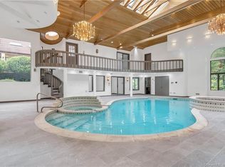 20 Gregory Farm Rd, Easton, CT 06612