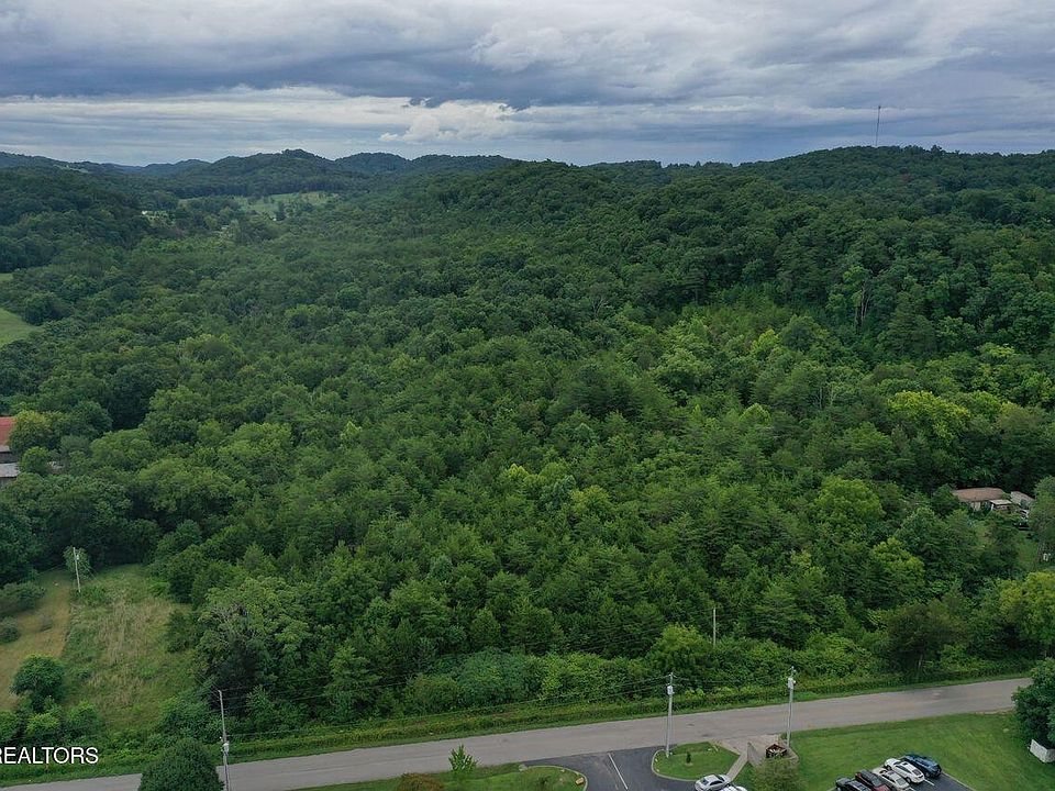 1st image of 220 Milldale Rd
