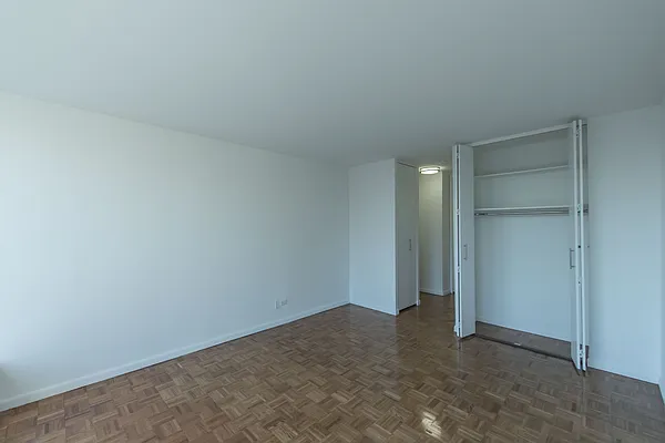 Rented by Solow Realty | media 28